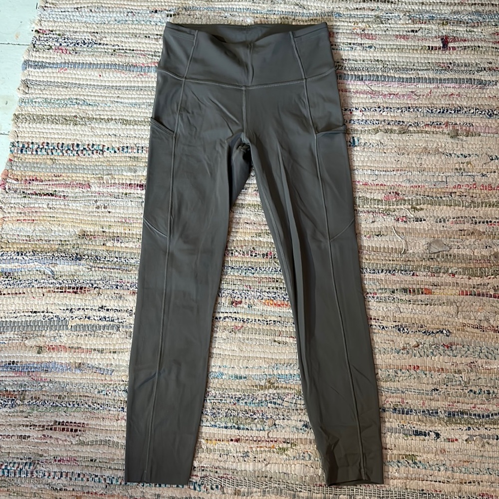 Lululemon leggings